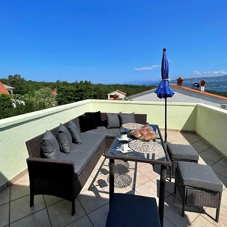 Top Apartments