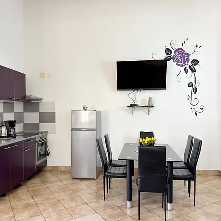 Top Apartments Penzion