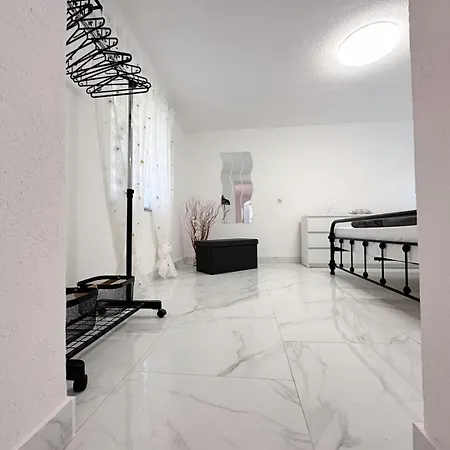 Top Apartments Penzion