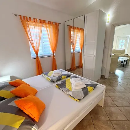 Gasthof Top Apartments Šilo