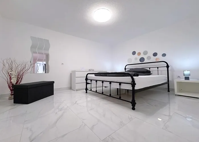Top Apartments Gæstehus 3*