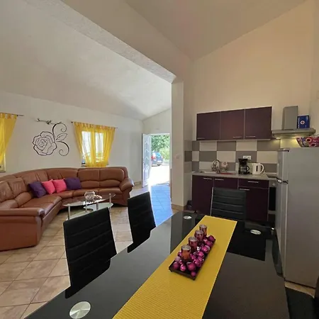 Top Apartments Guest house