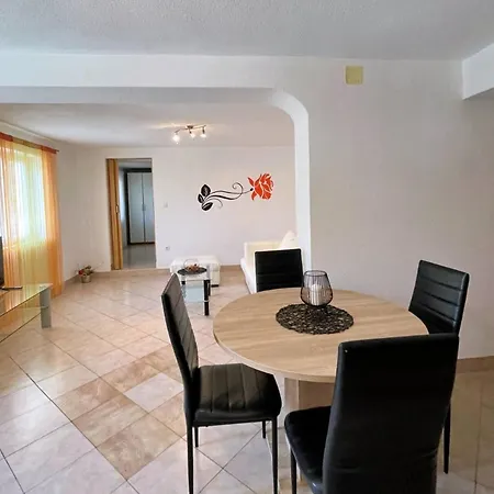 Guest house Top Apartments Silo (Krk)