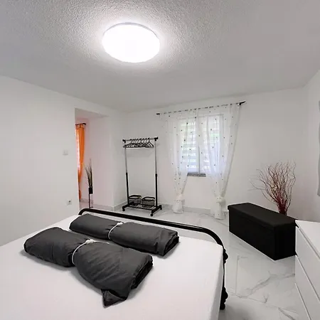 Top Apartments Gæstehus Šilo