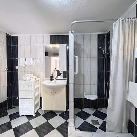 게스트하우스 Top Apartments 실로