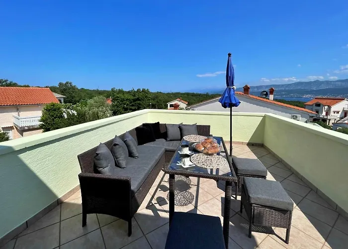 Top Apartments
