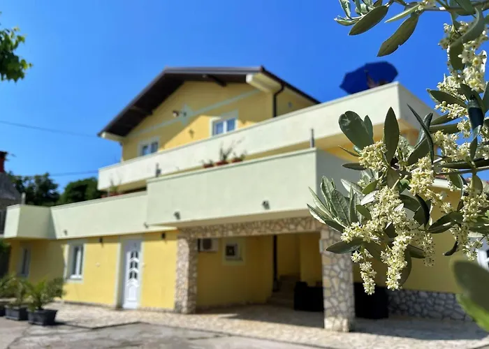 Vendégház Top Apartments Šilo