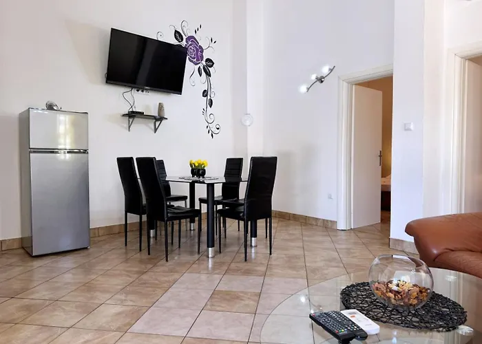 Top Apartments