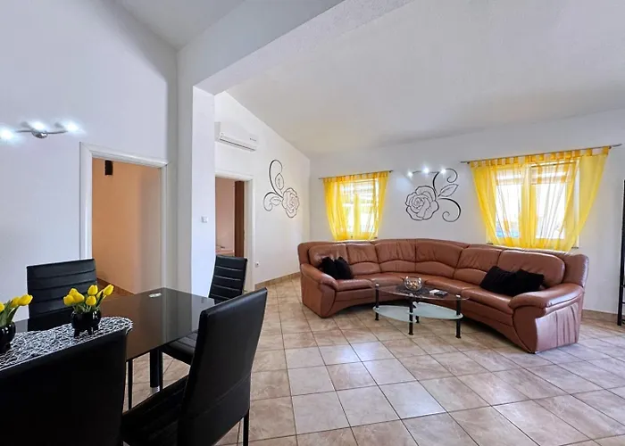 Top Apartments Vendégház