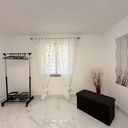 Top Apartments 3* Šilo