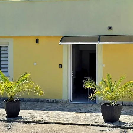 Top Apartments 3* Šilo