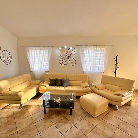 Top Apartments Penzion