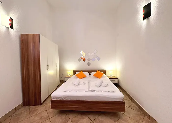 Top Apartments 3* Šilo